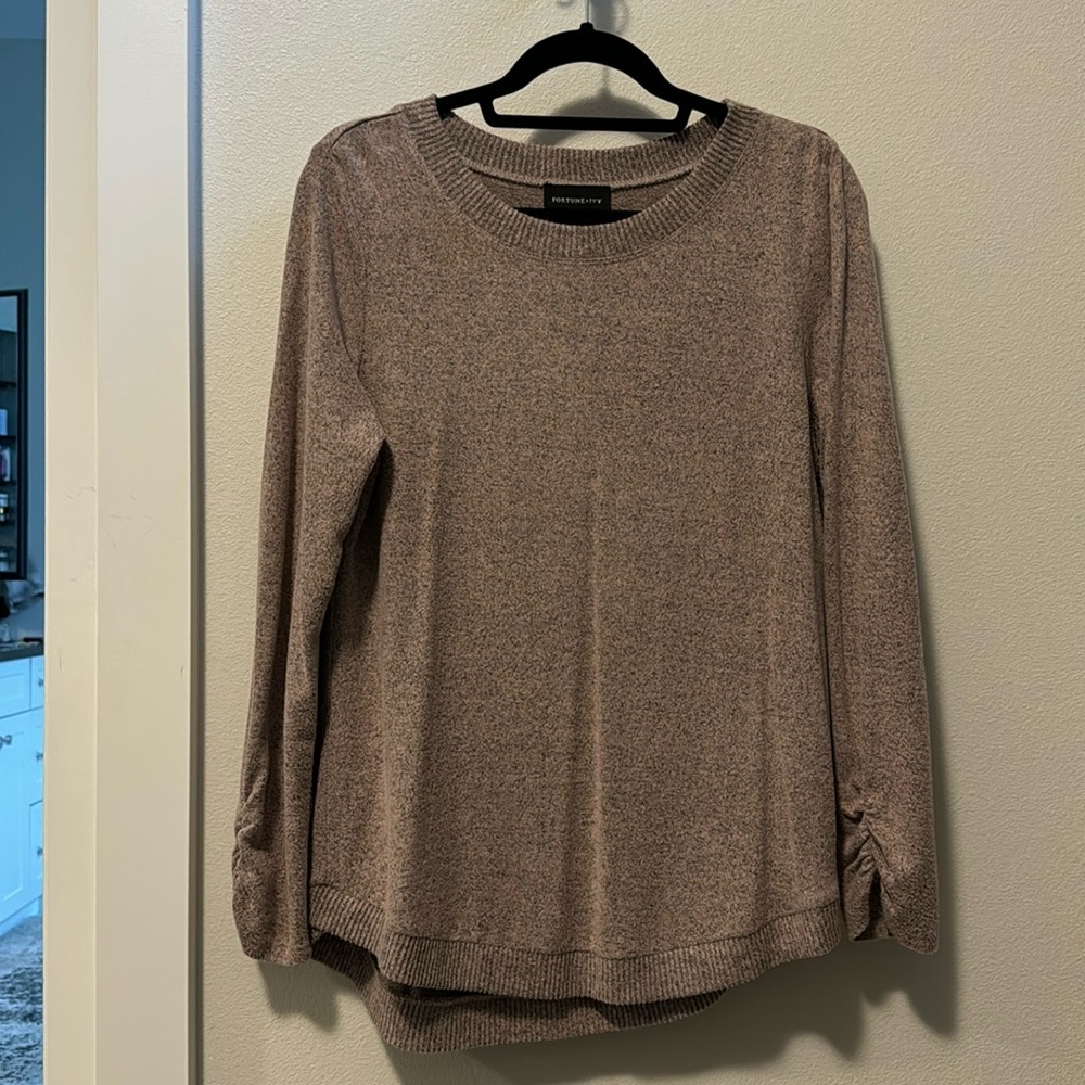 NWOT Fortune + Ivy sweater